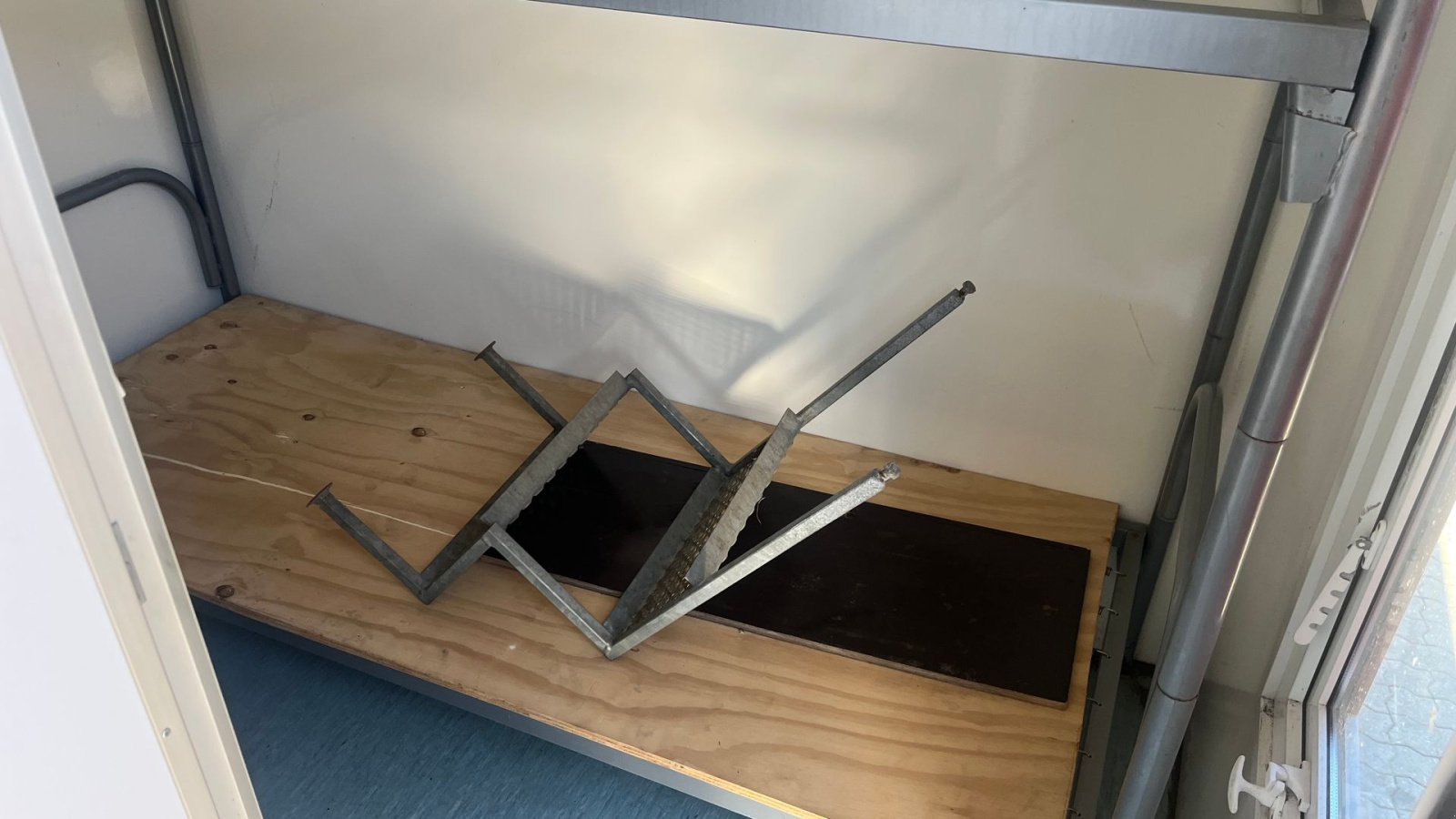 Sonstiges του τύπου Sonstige Beboelsesvogn  4 personers M. køkken og wc/bad, Gebrauchtmaschine σε Rønnede (Φωτογραφία 10)