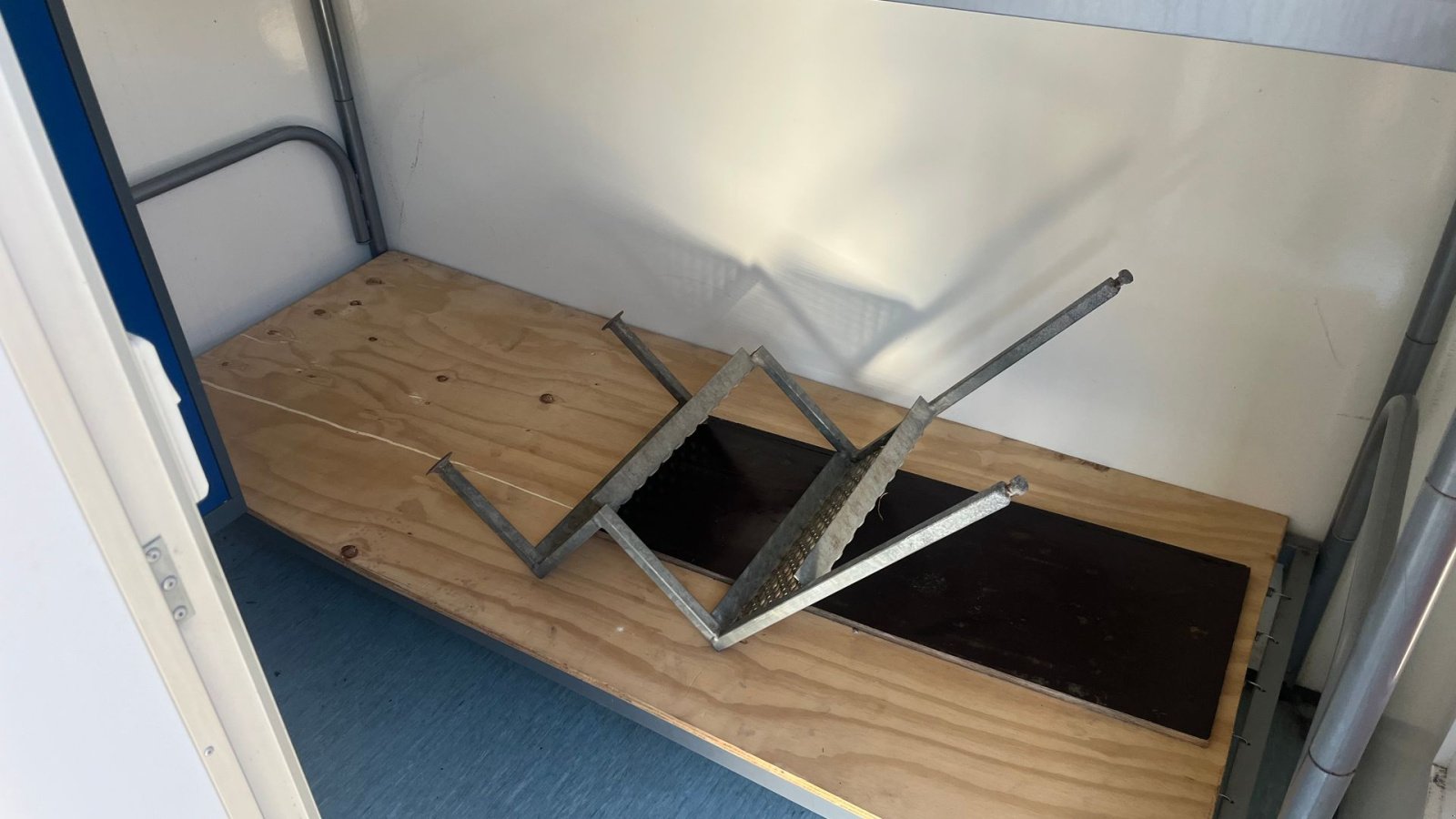 Sonstiges του τύπου Sonstige Beboelsesvogn  4 personers M. køkken og wc/bad, Gebrauchtmaschine σε Rønnede (Φωτογραφία 15)