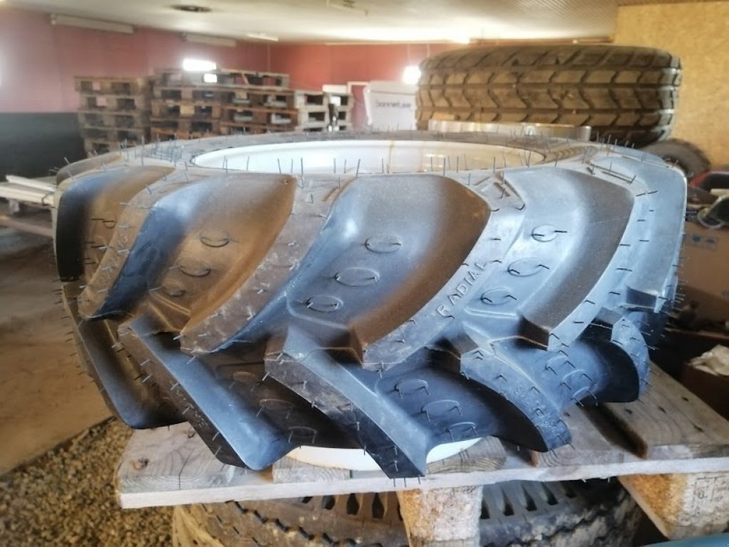 Sonstiges des Typs Sonstige BKT 260/70R16, Gebrauchtmaschine in Thisted (Bild 4)