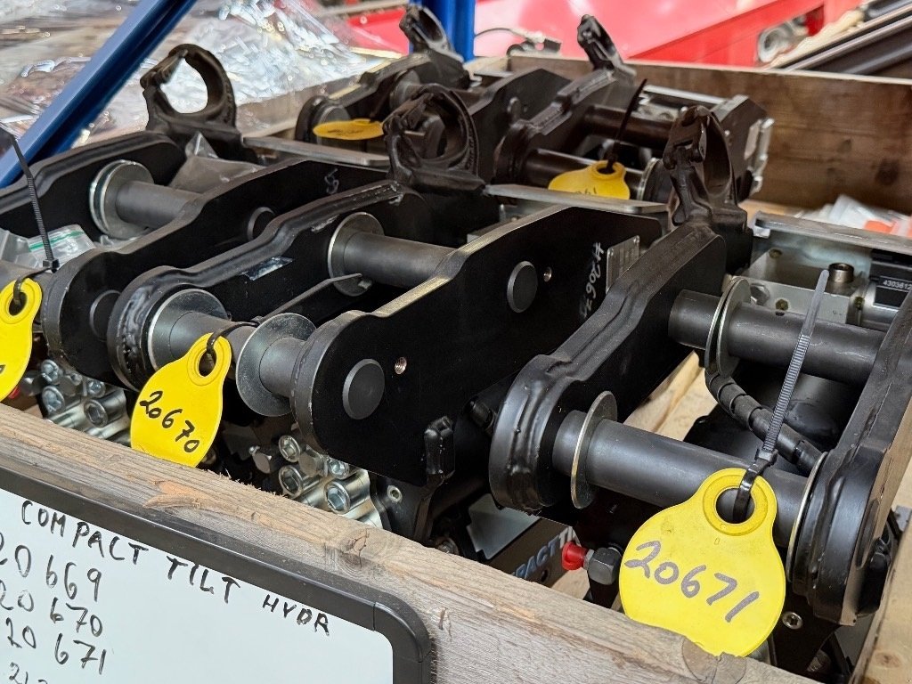 Sonstiges типа Sonstige CompactTilt CT2-HS2, Gebrauchtmaschine в Vrå, Frejlev, Hornslet & Ringsted (Фотография 1)