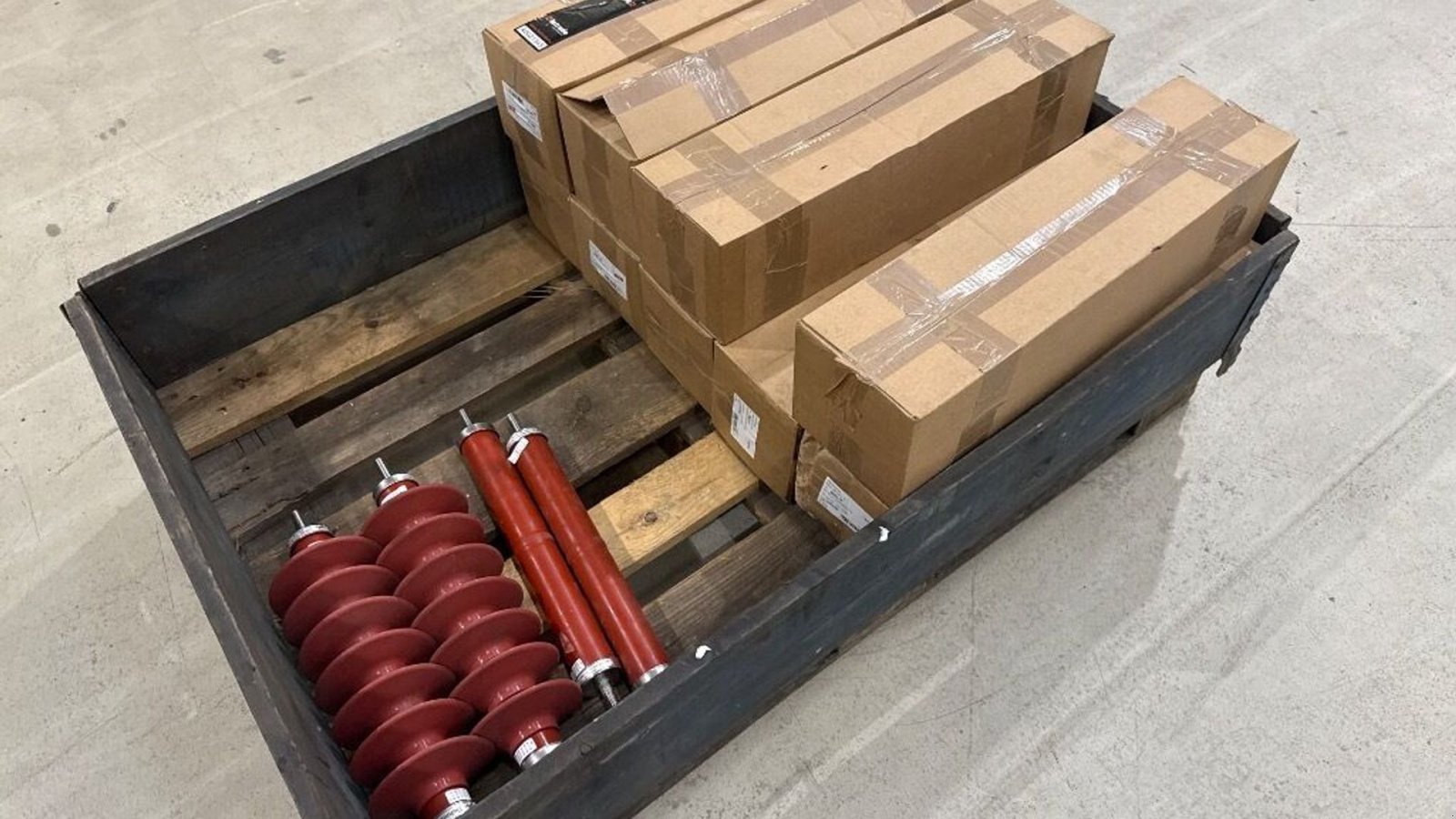 Sonstiges za tip Sonstige DMI 39 10 1 N,  DMI 48 10 1 N - 39 og 48 kV Højvolt lynafledere, Gebrauchtmaschine u Rødovre (Slika 1)