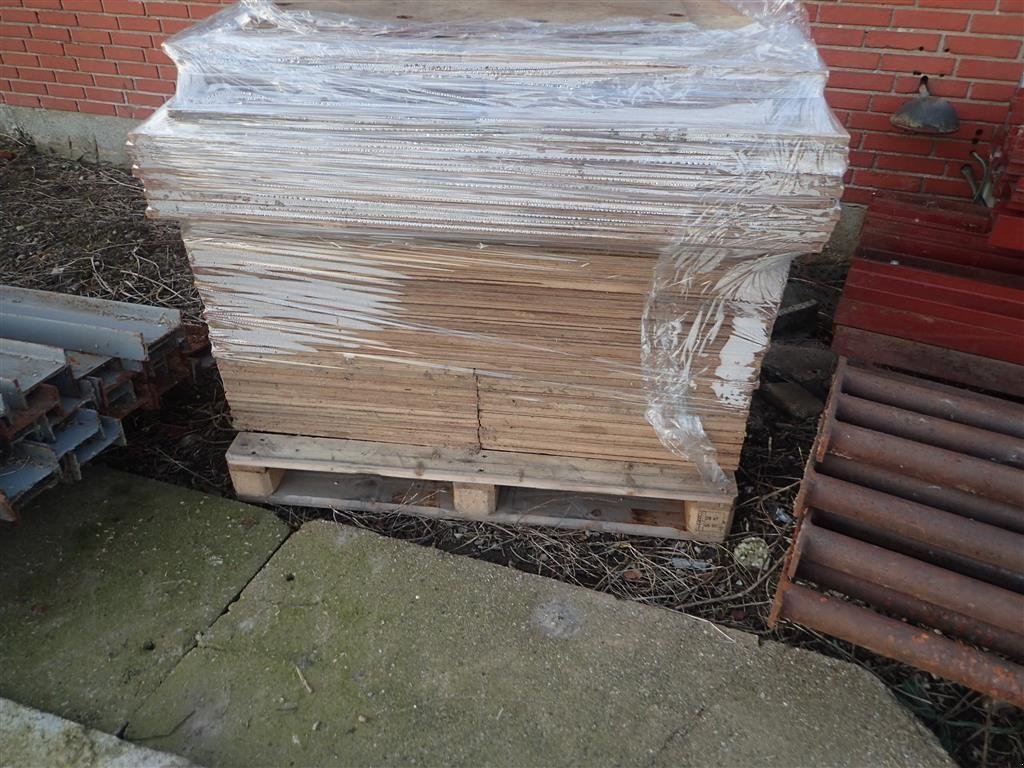 Sonstiges des Typs Sonstige Douglasplader 19 mm, til kornlager med Uskinner, Gebrauchtmaschine in Egtved (Bild 1)