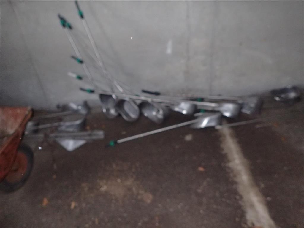 Sonstiges typu Sonstige Drikkekopper, rustfrie med rør, Gebrauchtmaschine v Egtved (Obrázek 1)