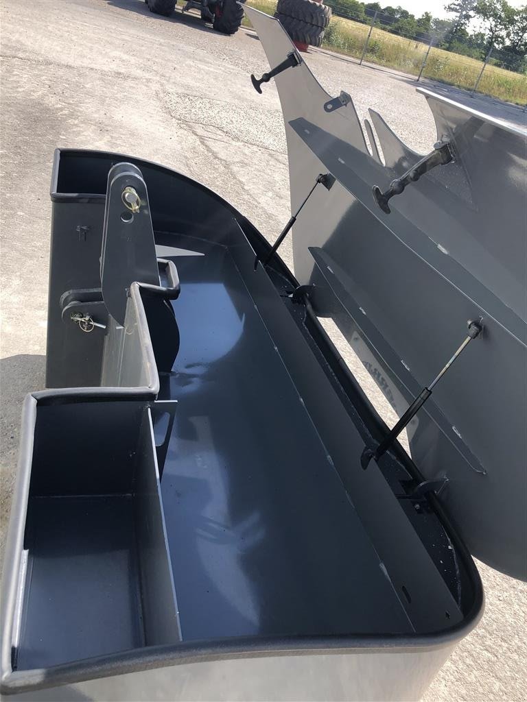 Sonstiges Türe ait Sonstige FENDT USV SPECIAL 1800KG FRONTVÆGT, Gebrauchtmaschine içinde Rødekro (resim 5)