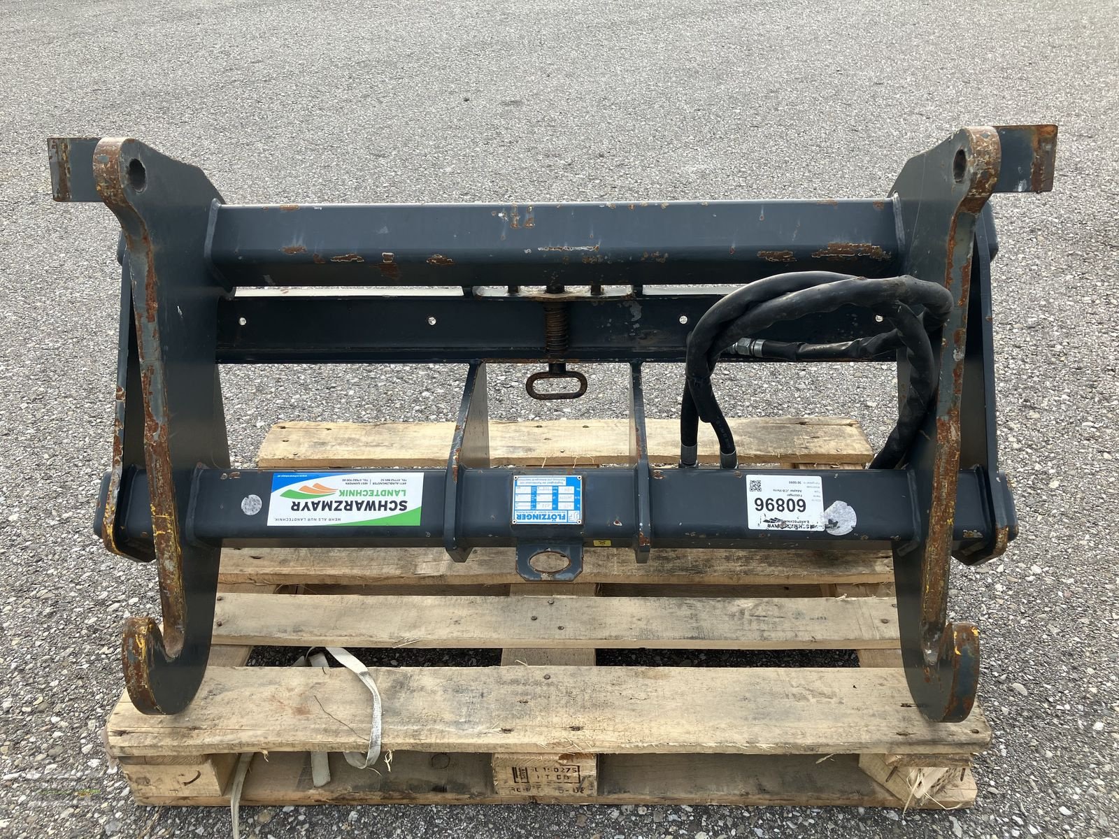 Sonstiges tip Sonstige Flötzinger Adapter JCB-Merlo, Vorführmaschine in Gampern (Poză 7)