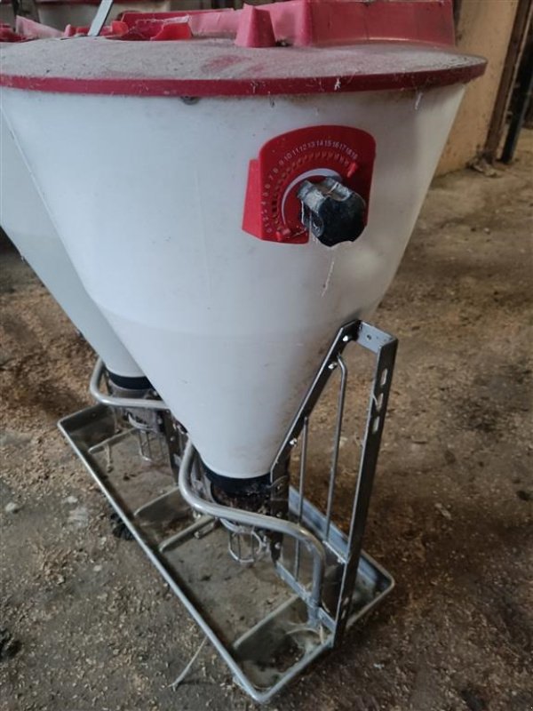 Sonstiges tip Sonstige Foderautomater ca. 20 stk., Gebrauchtmaschine in Egtved (Poză 4)