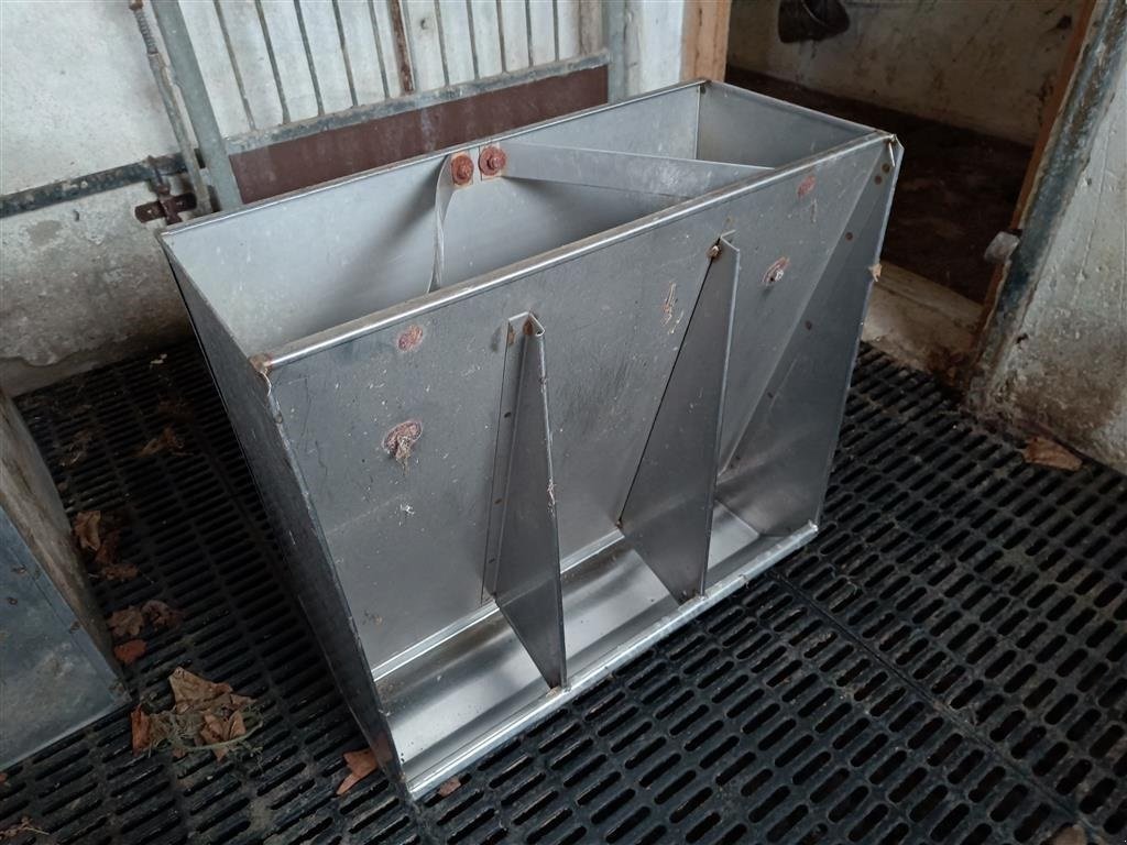 Sonstiges типа Sonstige Foderkasser rustfri  3-rums  MOMSFRI, Gebrauchtmaschine в Egtved (Фотография 4)