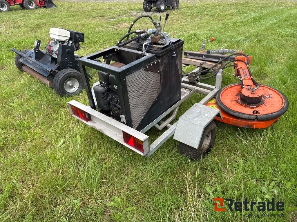 Sonstiges Türe ait Sonstige Forskelligt udstyr Slagleklipper og hegnsklipper til atv/utv, Gebrauchtmaschine içinde Rødovre (resim 3)