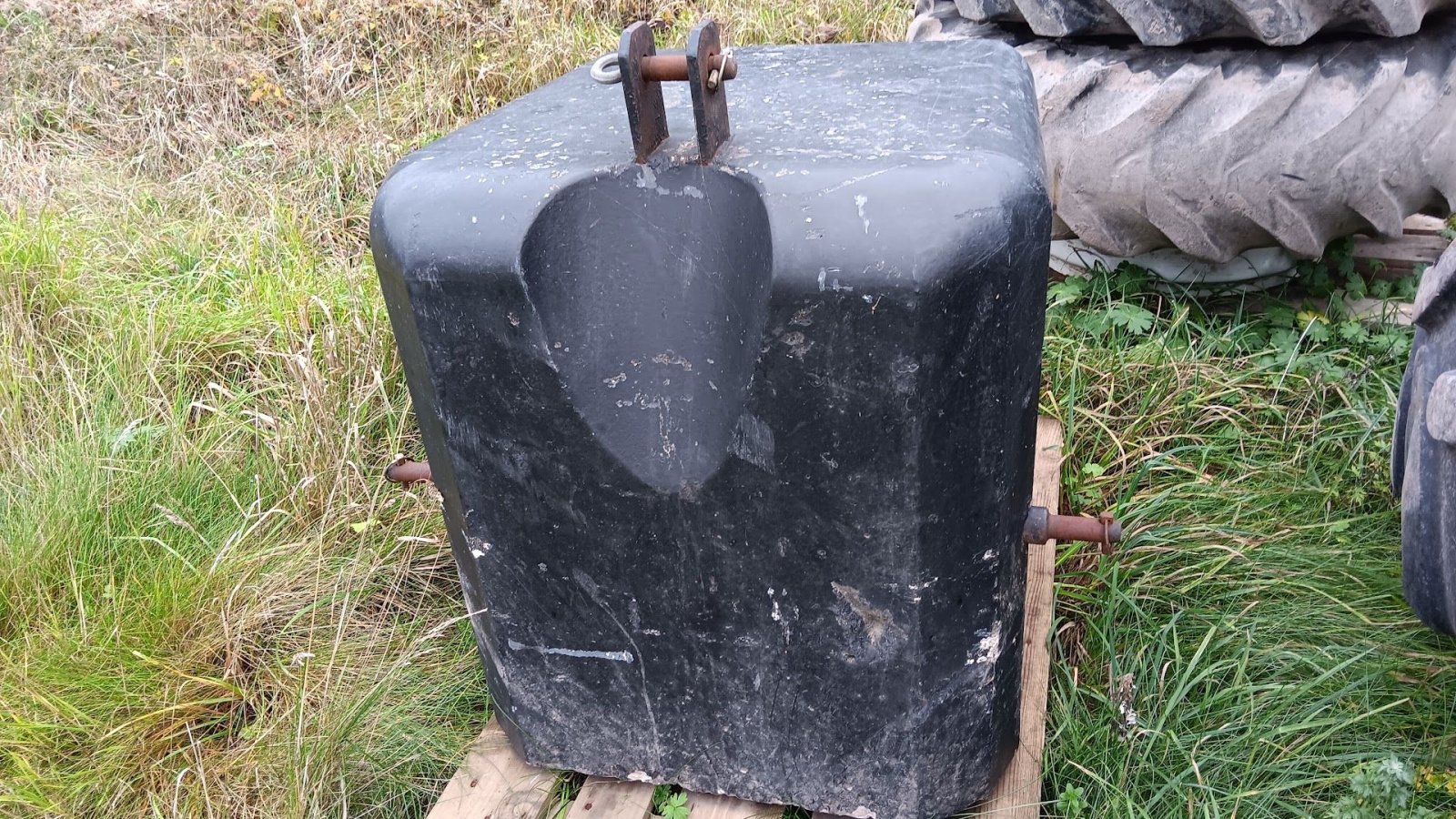 Sonstiges des Typs Sonstige Frontvægt 1200 Kg, Gebrauchtmaschine in Thisted (Bild 2)