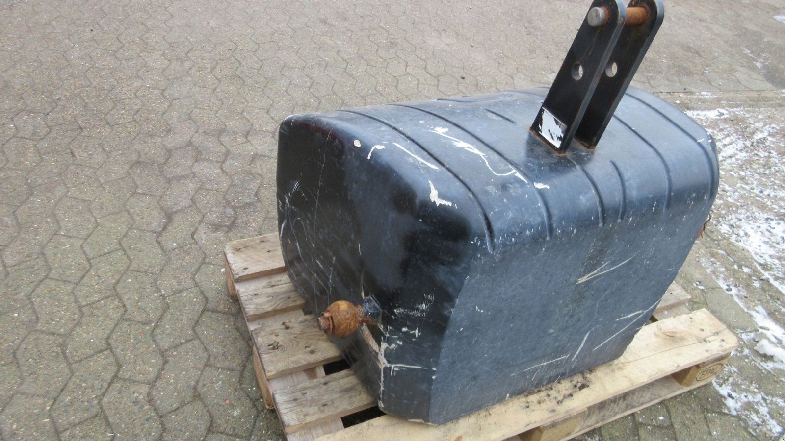 Sonstiges typu Sonstige Frontvægt 650 kg, Gebrauchtmaschine w Vildbjerg (Zdjęcie 2)