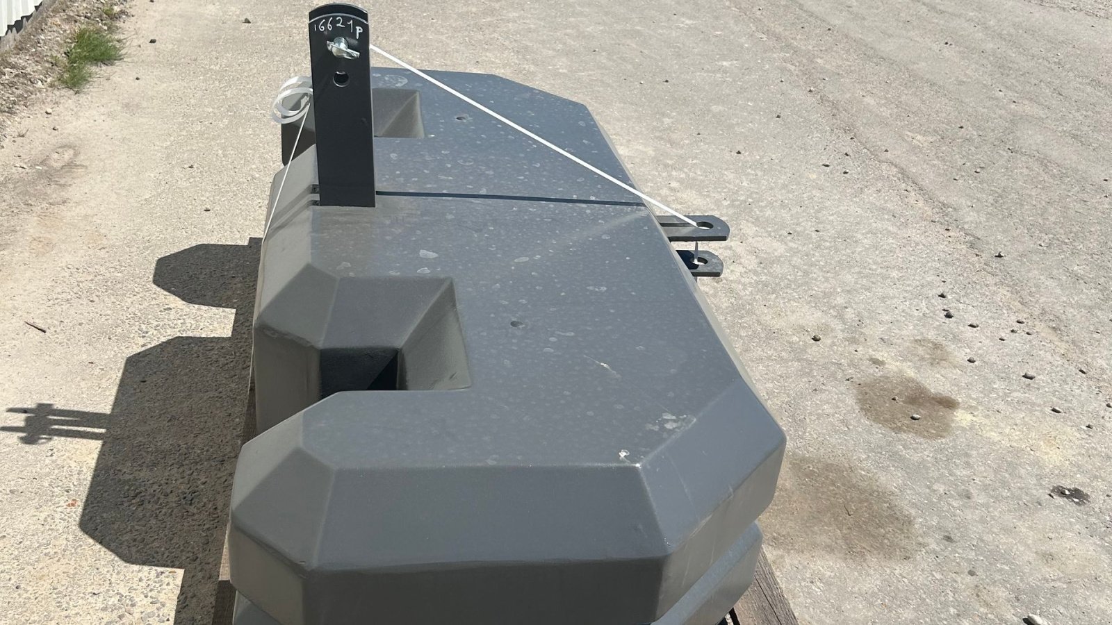 Sonstiges of the type Sonstige Frontvægt MA1600 frontvægt 1600kg - forberedt til overbygning af ekstra vægt., Gebrauchtmaschine in Rødekro (Picture 3)