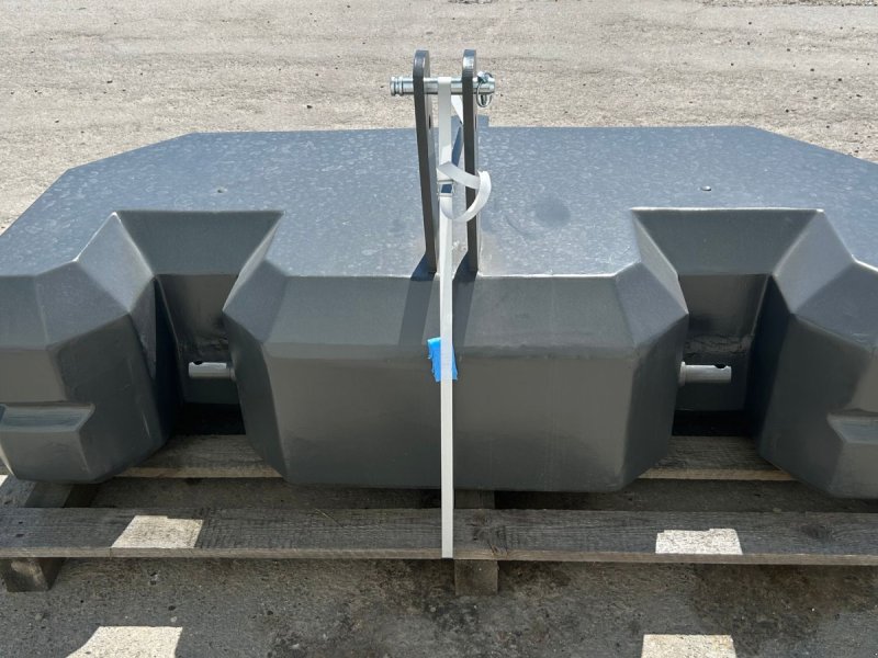 Sonstiges van het type Sonstige Frontvægt MA1800 frontvægt 1800kg - forberedt til overbygning af ekstra vægt., Gebrauchtmaschine in Rødekro (Foto 1)