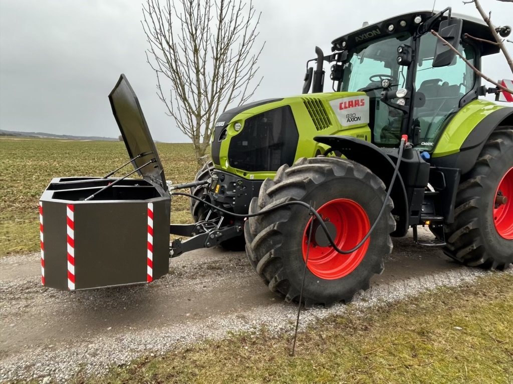 Sonstiges des Typs Sonstige Frontvægt med dieseltank, Gebrauchtmaschine in Mern (Bild 6)