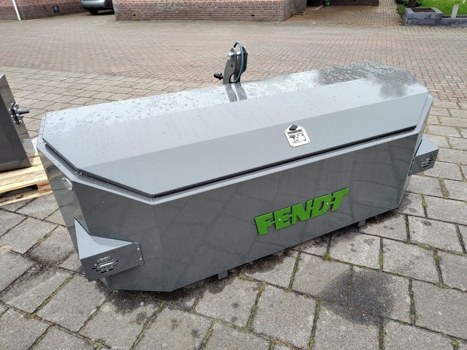 Sonstiges tipa Sonstige Frontvægte med opbevaring og kofanger Stor frontkasse med eller uden vægt., Gebrauchtmaschine u Ringkøbing (Slika 3)