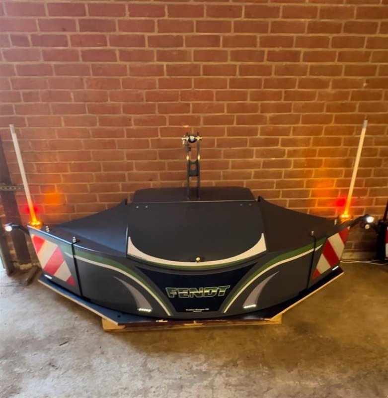 Sonstiges des Typs Sonstige Frontvægte med opbevaring og kofanger, Gebrauchtmaschine in Ringkøbing (Bild 3)