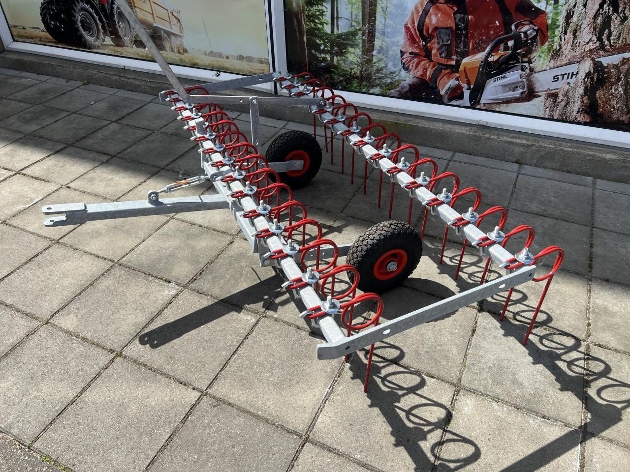 Sonstiges типа Sonstige GÅRDSPLADSRIVE 1,50, Gebrauchtmaschine в Viborg (Фотография 2)