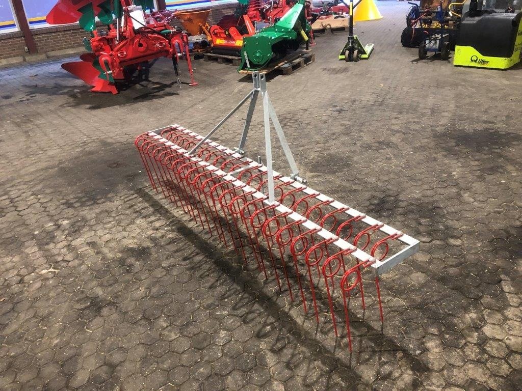 Sonstiges tipa Sonstige Gårdsplasrive 2,5 m, Gebrauchtmaschine u Tinglev (Slika 1)