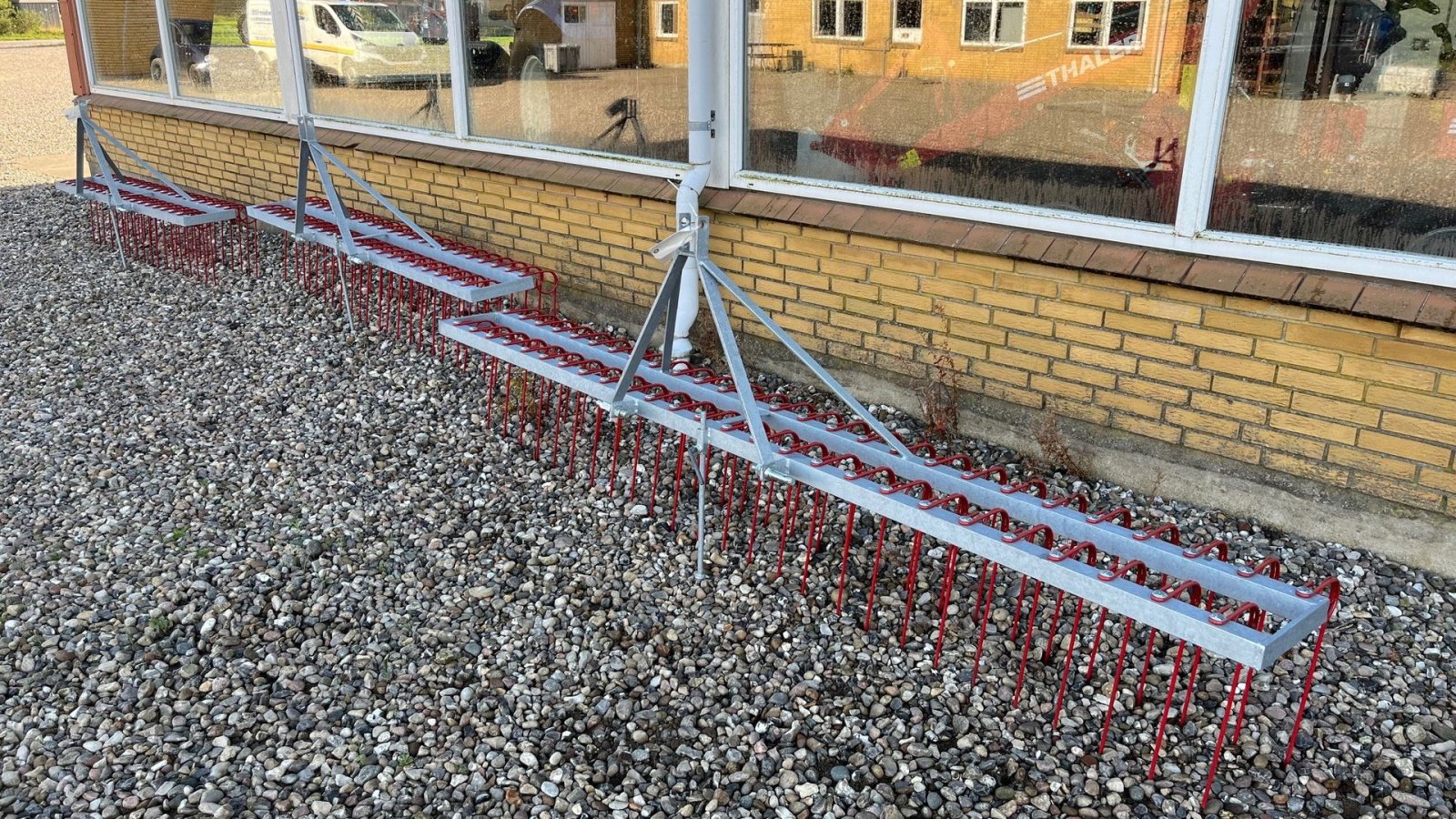 Sonstiges des Typs Sonstige Gårdsplasrive, Gebrauchtmaschine in Skærbæk (Bild 3)