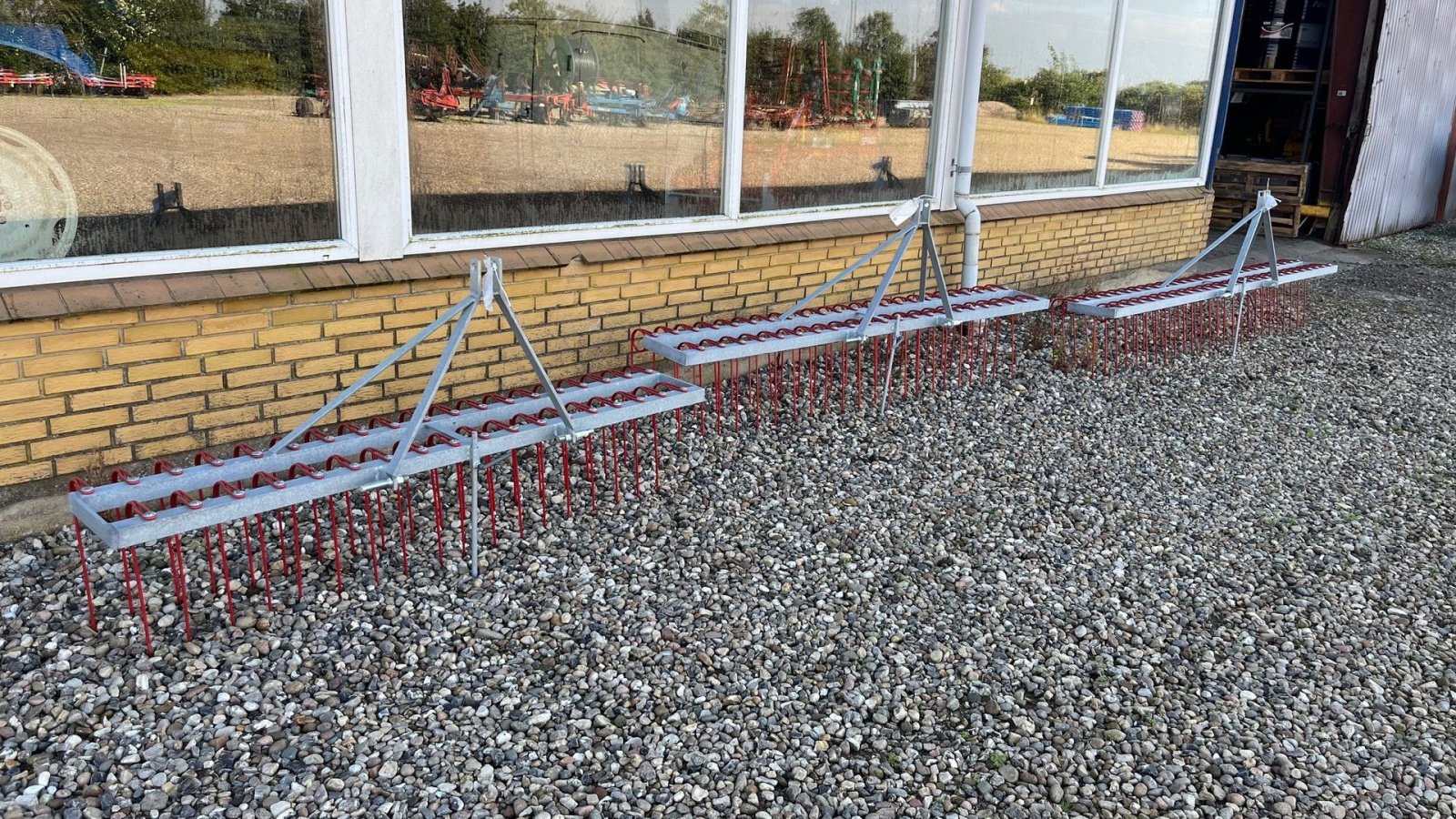 Sonstiges des Typs Sonstige Gårdsplasrive, Gebrauchtmaschine in Skærbæk (Bild 4)