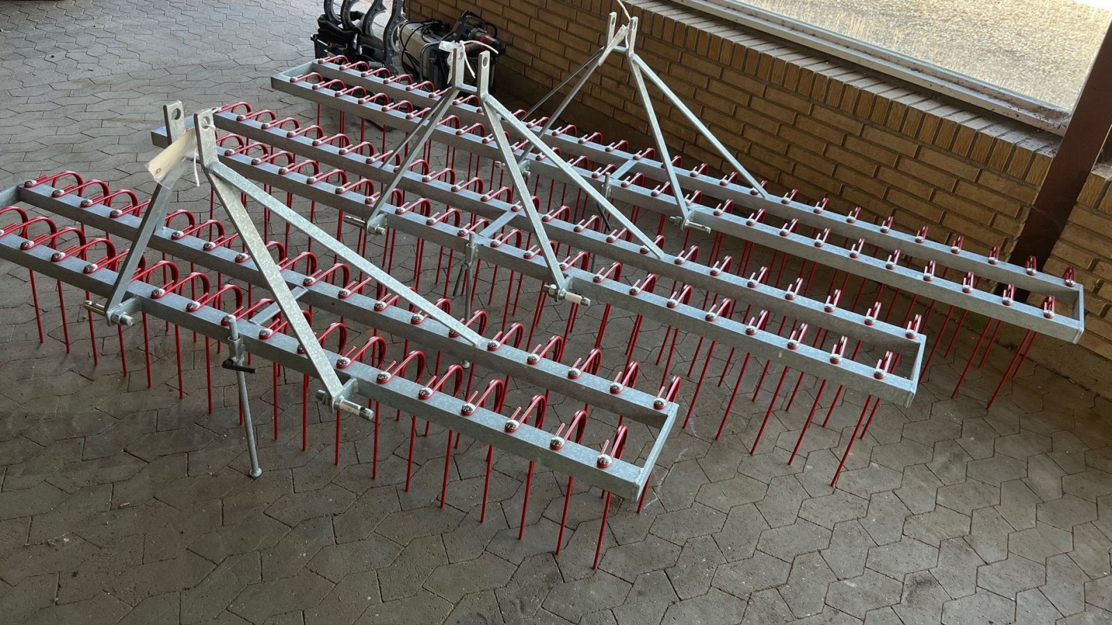 Sonstiges des Typs Sonstige Gårdsplasrive, Gebrauchtmaschine in Skærbæk (Bild 1)