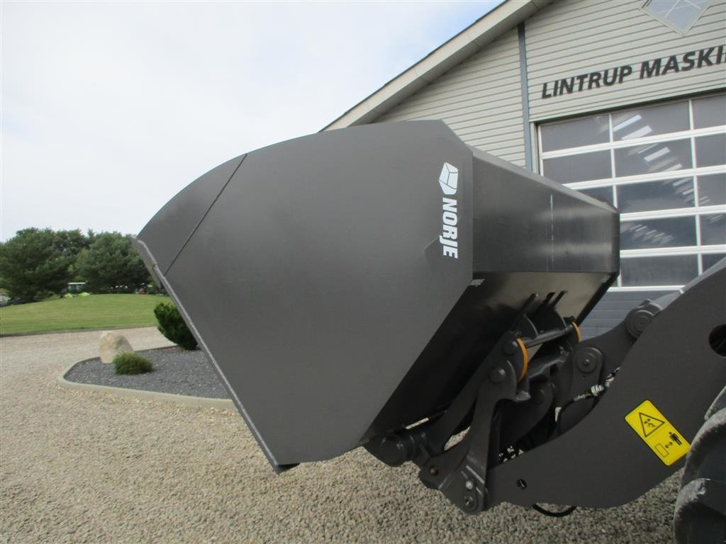 Sonstiges des Typs Sonstige HØJTIPSKOVL NORJE 4,2 m3 265cm bred og vendbar bolt-on skær, Gebrauchtmaschine in Lintrup (Bild 9)