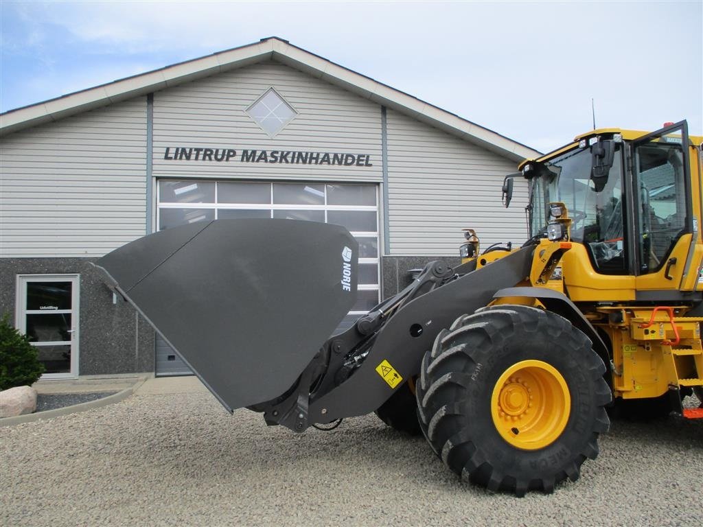 Sonstiges des Typs Sonstige HØJTIPSKOVL NORJE 4,2 m3 265cm bred og vendbar bolt-on skær, Gebrauchtmaschine in Lintrup (Bild 2)