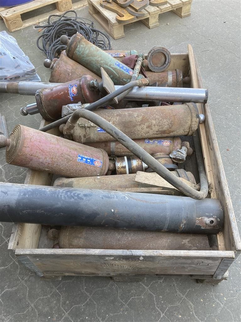 Sonstiges tipa Sonstige HMF diverse tipcylindre 11 stk a 1000 kr., Gebrauchtmaschine u Roslev (Slika 1)