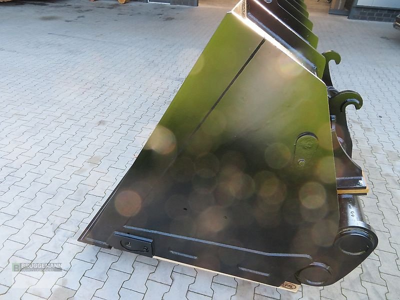 Sonstiges des Typs Sonstige Hochkippschaufel Hochkippschaufeln 1,5 - 10m³, Made in Germany, versch. Aufnahmen, Neumaschine in Meppen (Bild 12)