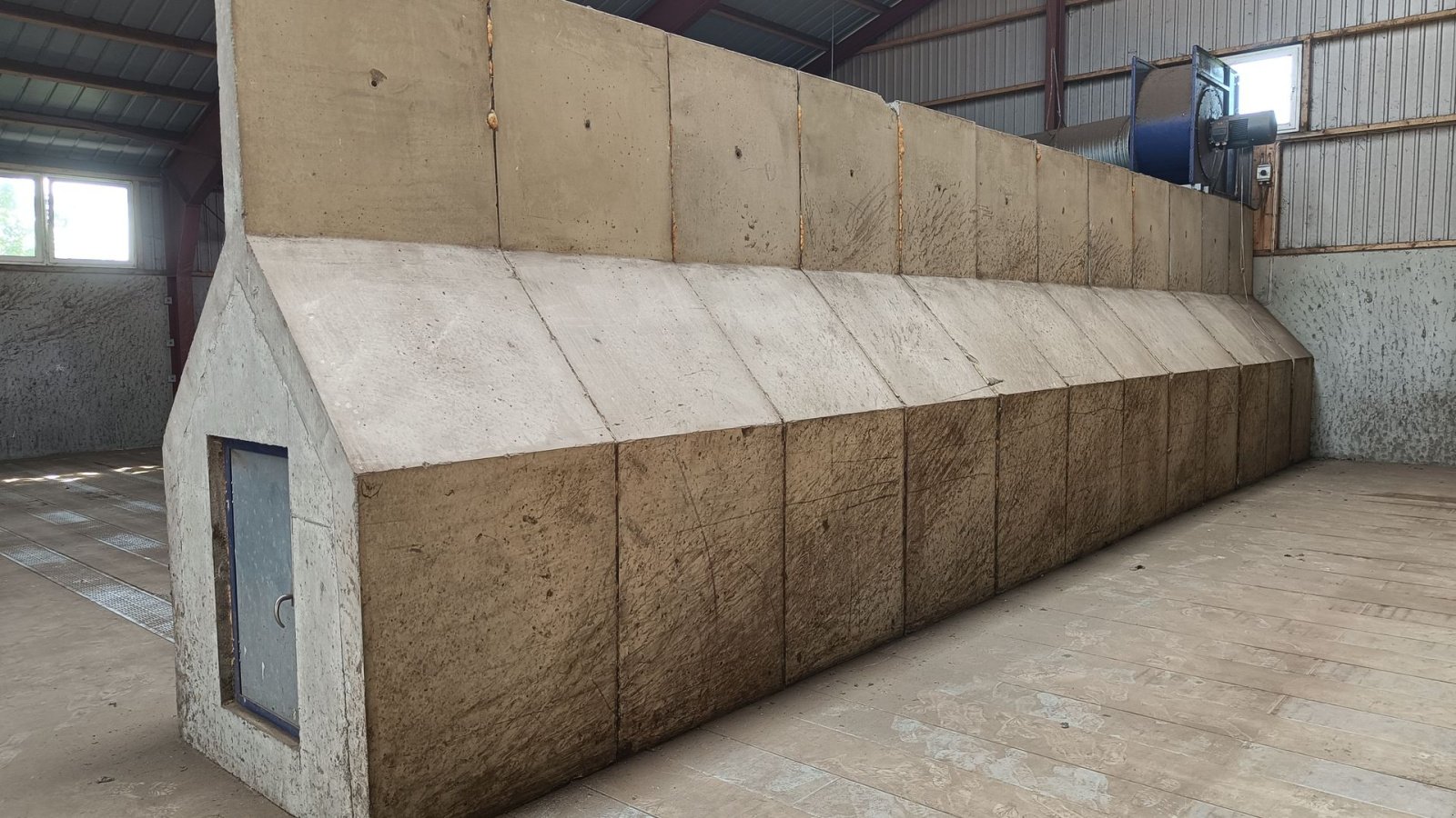 Sonstiges des Typs Sonstige Hovedkanal beton Beton hovedkanal  3 m høj  og 12 meter lang, Gebrauchtmaschine in Egtved (Bild 1)