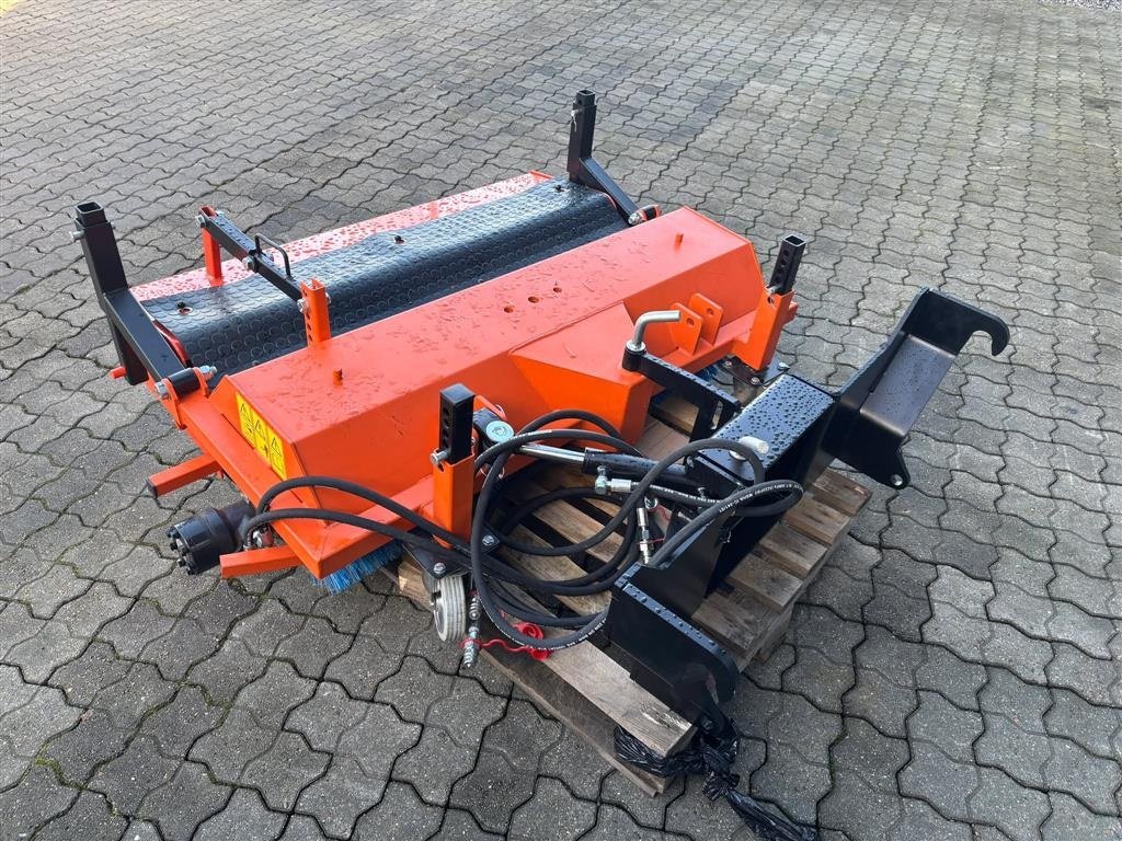 Sonstiges typu Sonstige hydraulisk kost med opsamler, Gebrauchtmaschine v Vinderup (Obrázek 3)