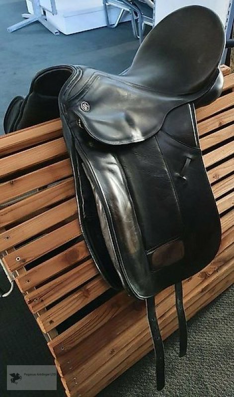 Sonstiges des Typs Sonstige Kieffer Dressur Sattel, Gebrauchtmaschine in Gevelsberg (Bild 1)