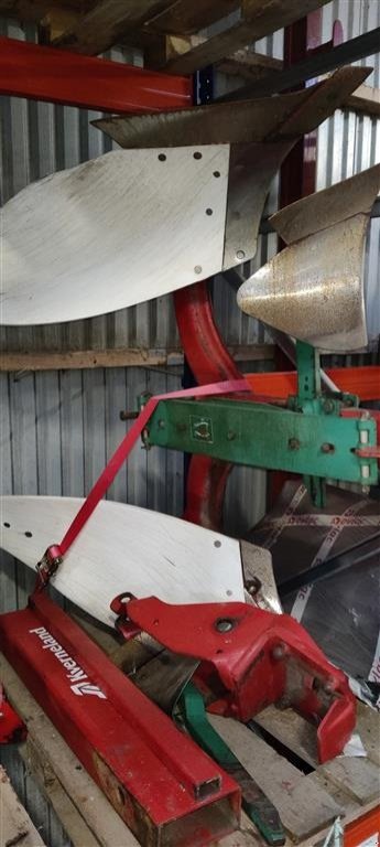Sonstiges tip Sonstige Kverneland reservedele fra afmonteret fure fra EG100 med plastik muldplade, Gebrauchtmaschine in Vils, Mors (Poză 2)