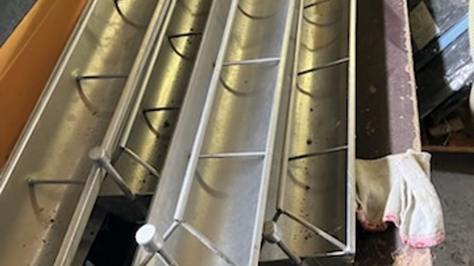 Sonstiges typu Sonstige Langtrug, rustfrie, til smågrise, Gebrauchtmaschine v Egtved (Obrázek 1)