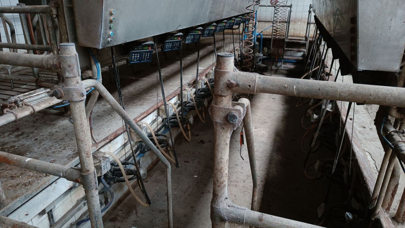 Sonstiges от тип Sonstige Malkestalden til 20 stk. med mælkemåler, Gebrauchtmaschine в Egtved (Снимка 4)