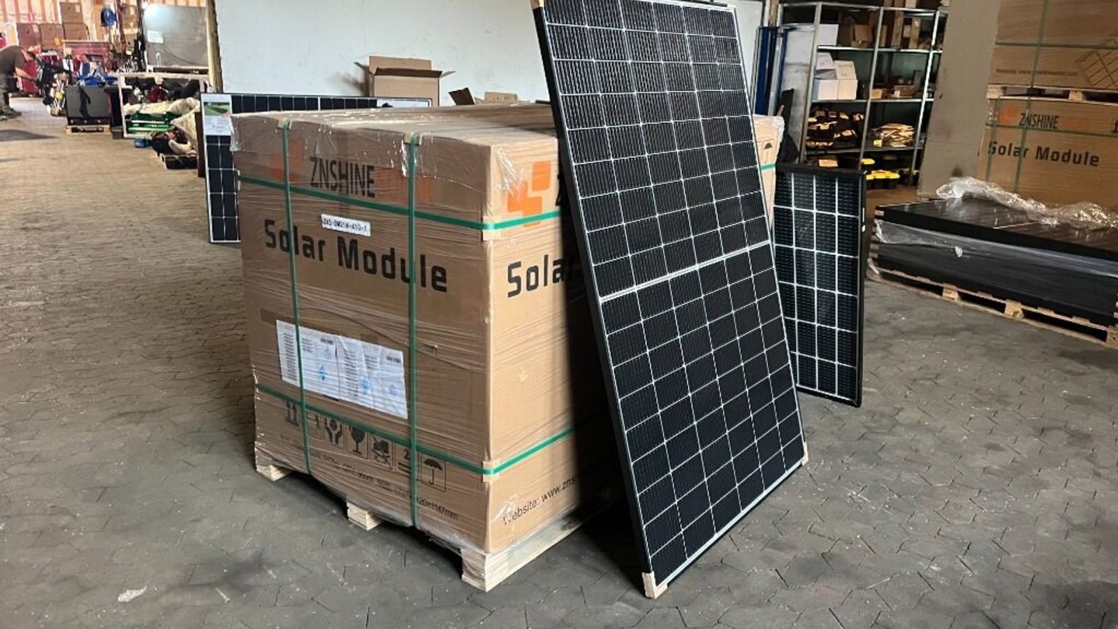 Sonstiges typu Sonstige Module Solceller 36 stk Solceller panel, Gebrauchtmaschine v Rødovre (Obrázek 1)