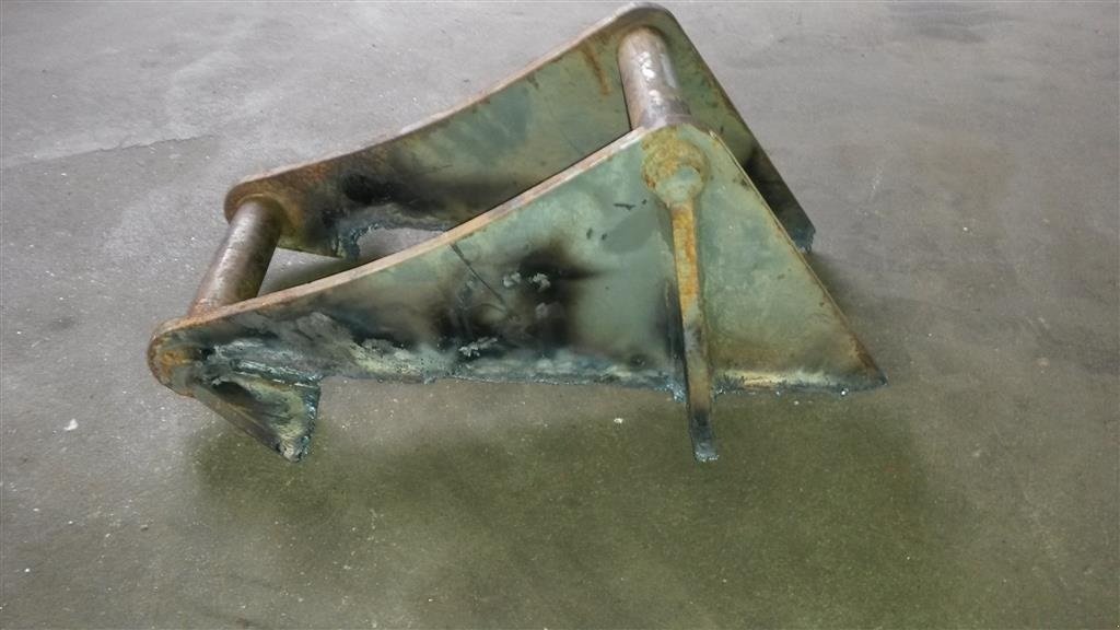 Sonstiges des Typs Sonstige New Holland hurtigskifte for bagskovl, Gebrauchtmaschine in Hadsund (Bild 2)