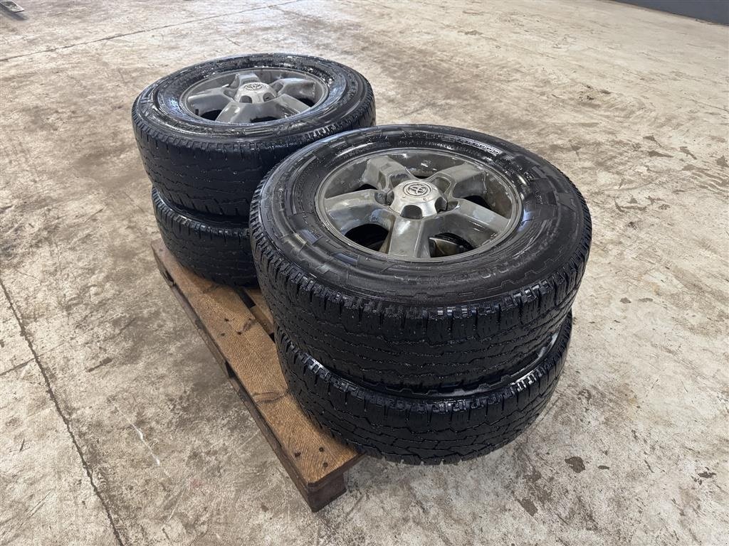 Sonstiges typu Sonstige Nokian 275/70R18, Gebrauchtmaschine v Haderup (Obrázek 3)