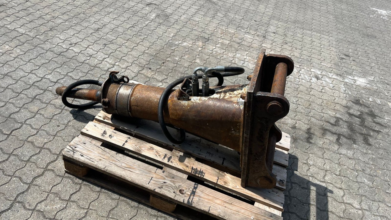 Sonstiges des Typs Sonstige Oliehammer med s60 fæste til 10-20 tons maskine, Gebrauchtmaschine in Rønnede (Bild 2)