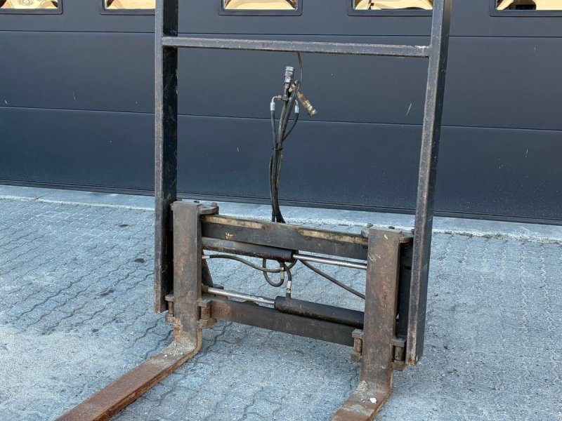 Sonstiges des Typs Sonstige Pallegafler M. Hydraulisk Sideforskydning, Gebrauchtmaschine in Hedensted (Bild 1)