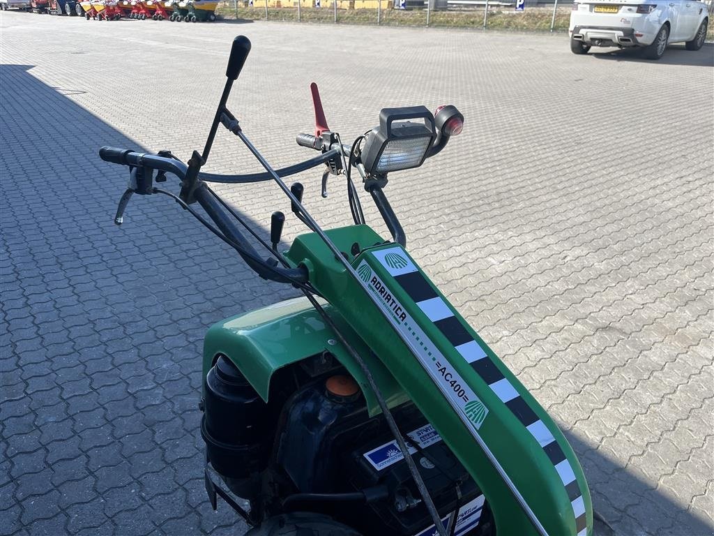 Sonstiges typu Sonstige Roriatica AC 400 2hjulet traktor med kost, Gebrauchtmaschine v Rønnede (Obrázek 12)