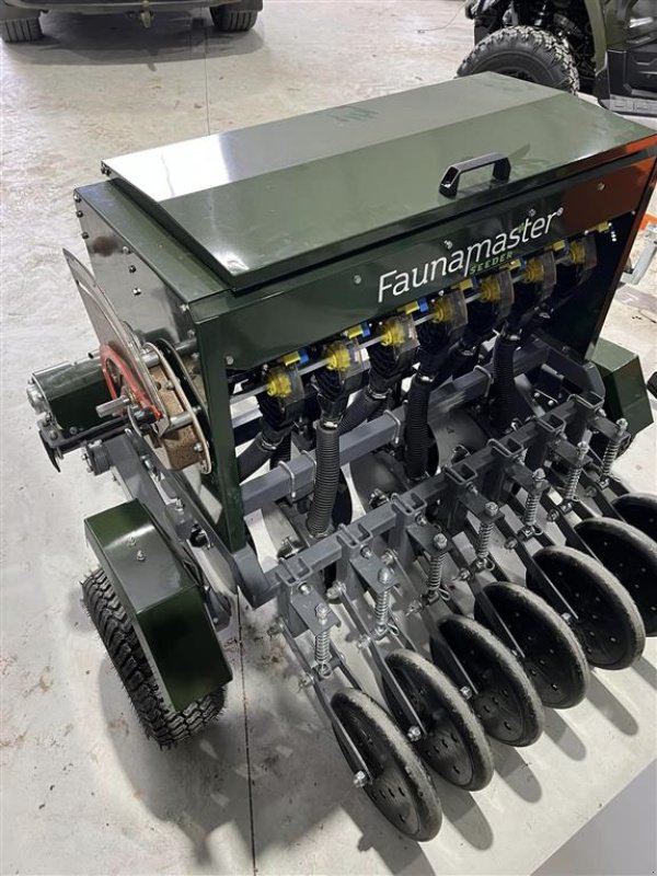 Sonstiges del tipo Sonstige Såmaskine 7 rk brede hjul, Gebrauchtmaschine In Brønderslev (Immagine 1)