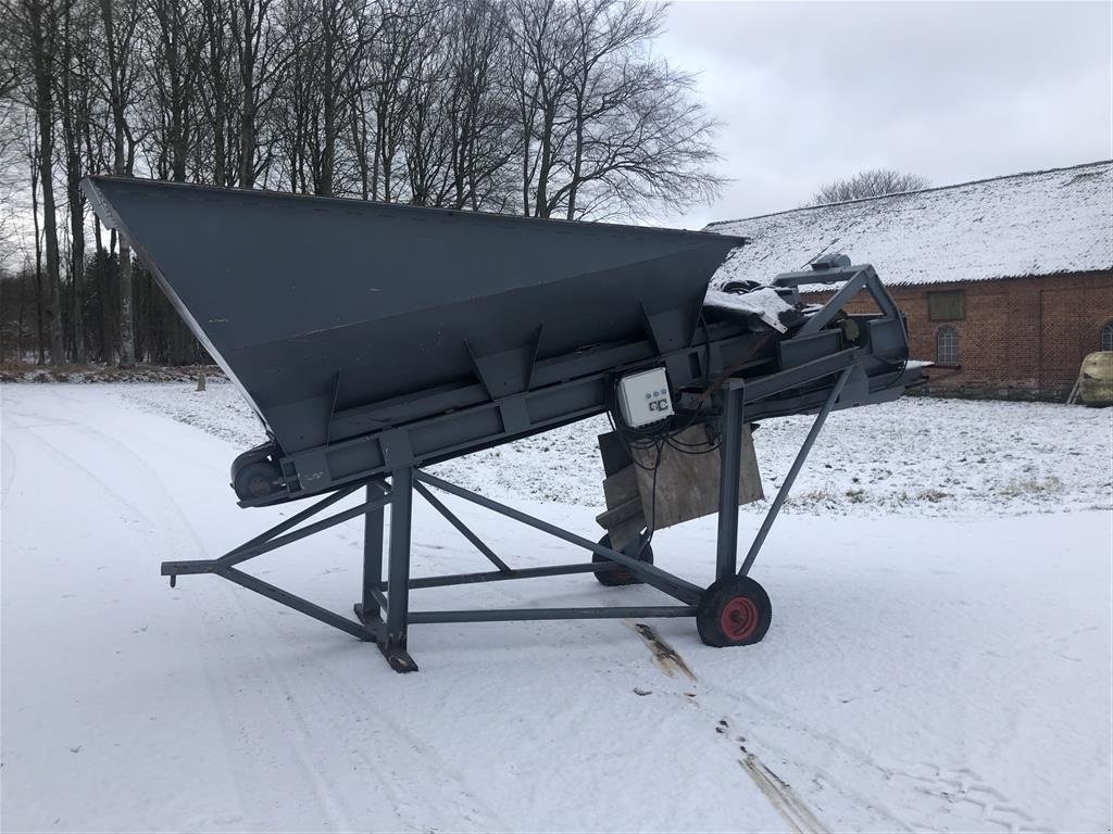 Sonstiges tipa Sonstige Sigte med fødekasse med bånd og hjul. Fabrikat Videbæk maskinfabrik, Gebrauchtmaschine u Egtved (Slika 1)