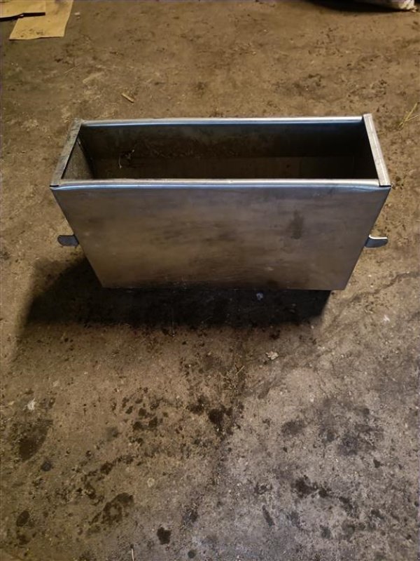 Sonstiges of the type Sonstige Smågrise trug i rustfri, med vægbeslag 36 stk., Gebrauchtmaschine in Egtved (Picture 3)
