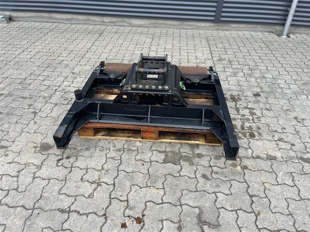 Sonstiges des Typs Sonstige Steelwrist afretter med rulle s40 fæste, Gebrauchtmaschine in Rønnede (Bild 7)