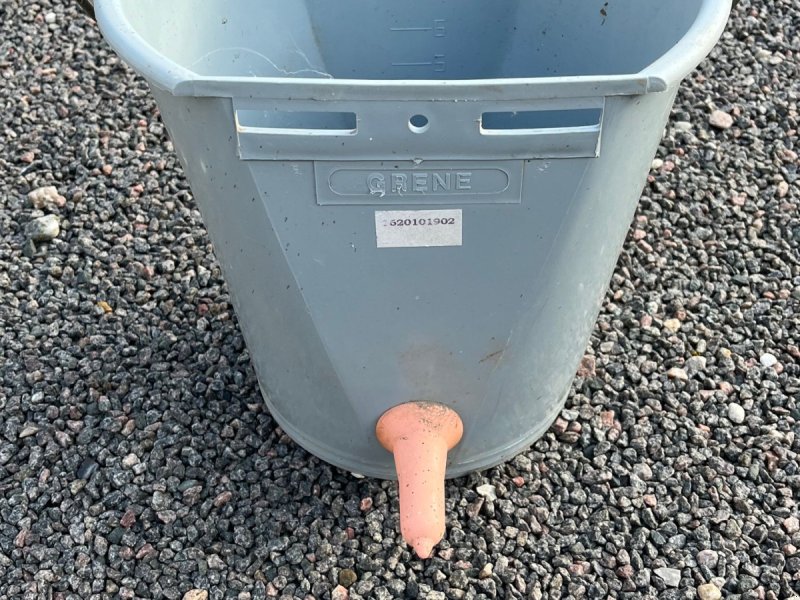 Sonstiges des Typs Sonstige Suttespande til kalve, Gebrauchtmaschine in Egtved (Bild 1)