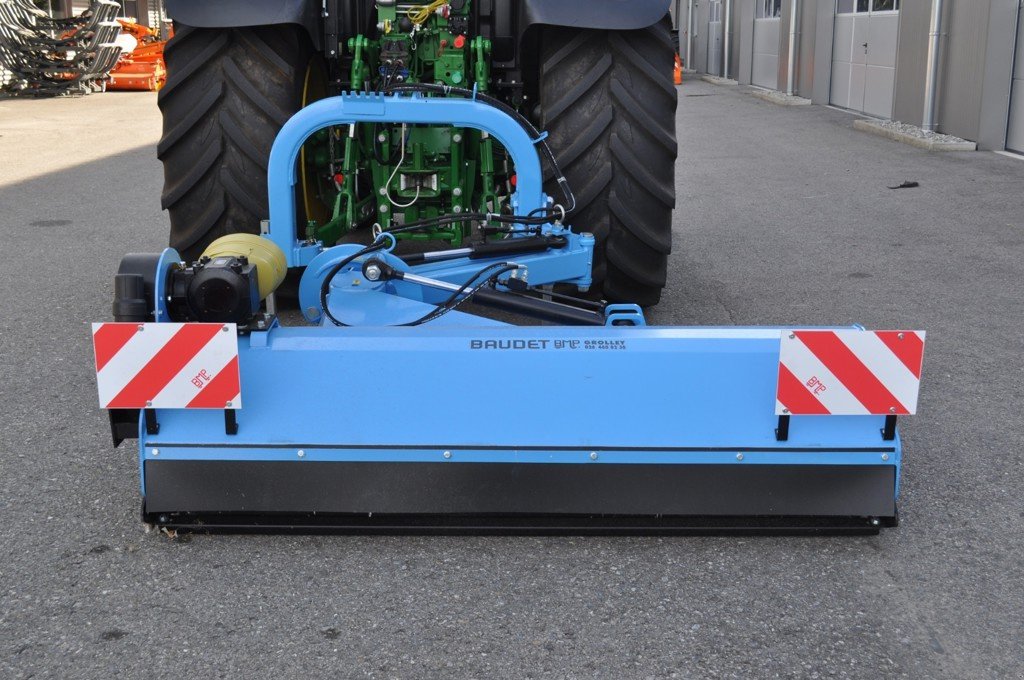 Sonstiges Türe ait Sonstige TLI 220, Neumaschine içinde Grolley (resim 1)