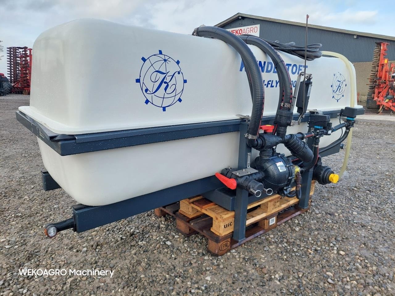 Sonstiges Türe ait Sonstige Uni-Flyg 2000 L, Gebrauchtmaschine içinde Hammel (resim 4)