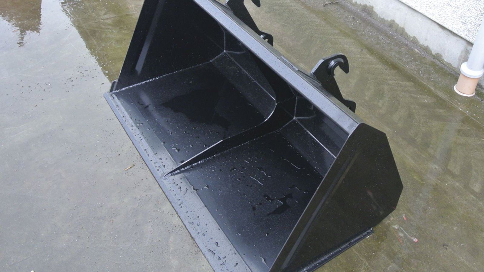 Sonstiges del tipo Sonstige Universal skovl 0,9-1,7 MTR OG 0,22-0,43M3  - UNIVERSAL SKOVLE TIL MINILÆSSERE, Gebrauchtmaschine In Dronninglund (Immagine 1)