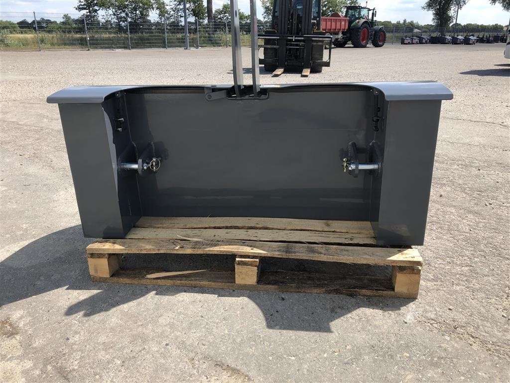 Sonstiges des Typs Sonstige USV SPECIAL 800 KG FRONTVÆGT, Gebrauchtmaschine in Rødekro (Bild 2)