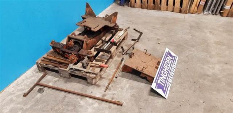 Sonstiges des Typs Sonstige Værktøj for adskillelse af traktor, Gebrauchtmaschine in Hemmet (Bild 2)